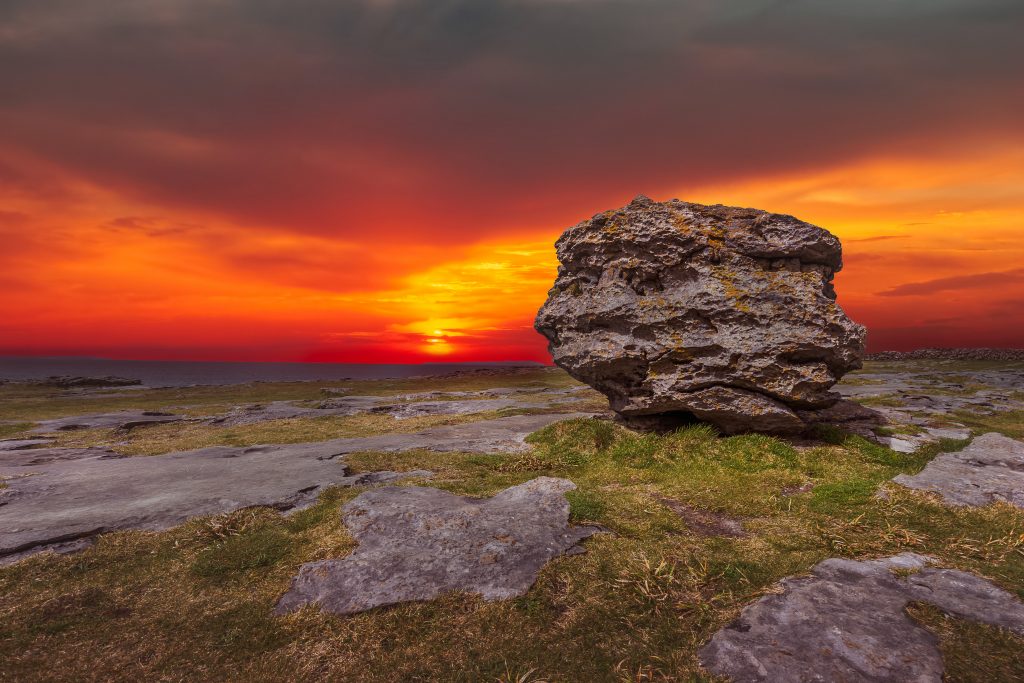 The Burren in Clare, Tourist Attractions Ireland | Cliffs of Moher